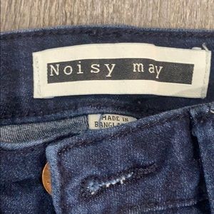 Noisy May jeans